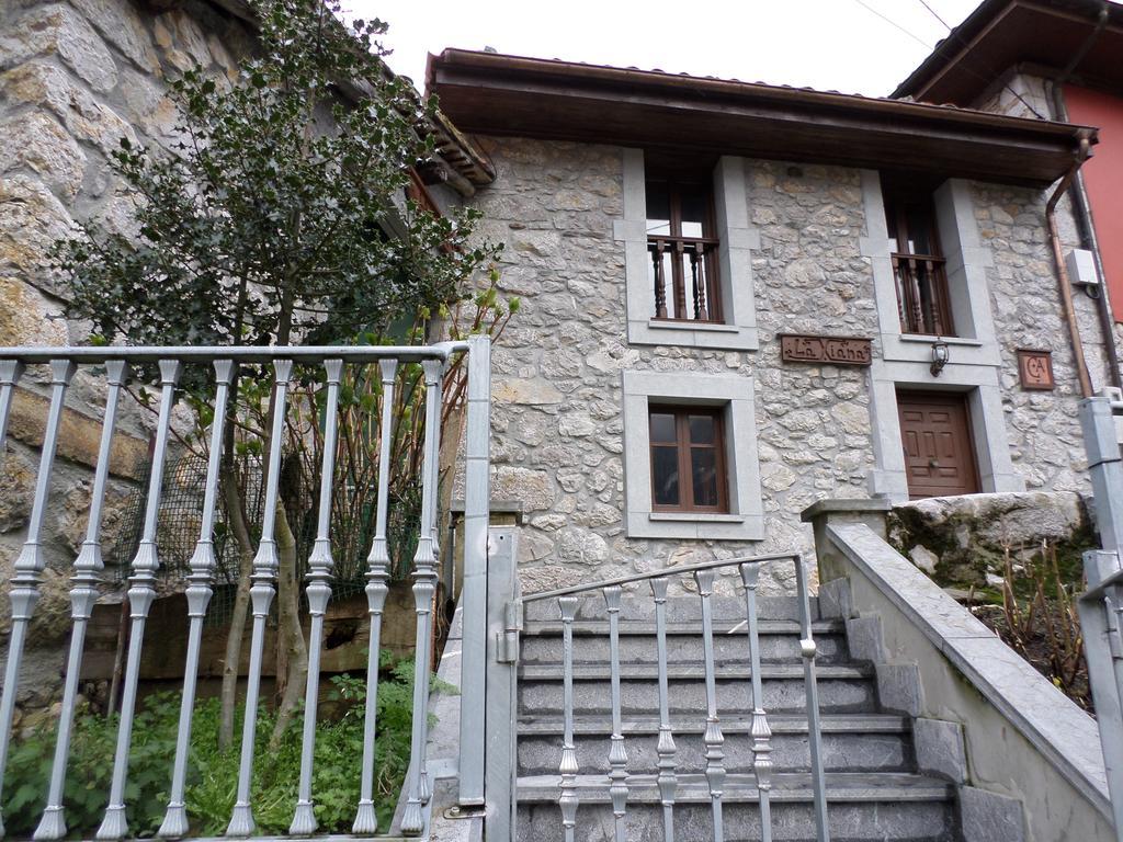 La Xiana Guest House Taranes Bagian luar foto